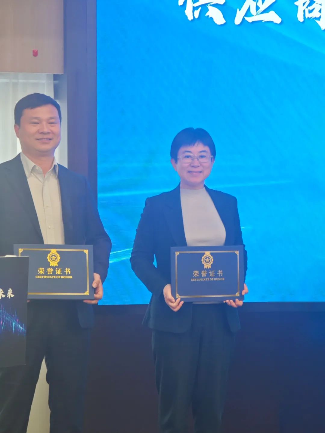 动态 | 艳妇臀荡乳欲伦交换H漫-吉沢明歩作品番号-久久精品国产精品亚洲红杏-国产亚洲精品自在线亚洲情侣-5G影院天天5G天天爽梁彬出席浦东创投集团合作签约仪式,并作为资产评估供应商代表发言